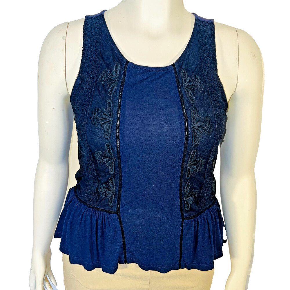American Eagle Outfitters Tank Top Womens M Scoop Neck with Black Lace Overlay